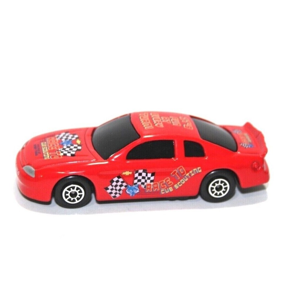 WELLY 2004 Chevrolet Monte Carlo Red Car  #24  Race To Cub Scouting Loose #2029